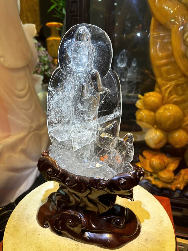 Tượng Quan Âm Bồ Tát Thạch Anh Trắng Trong 27cm