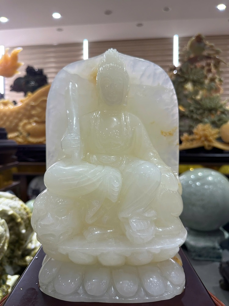 Văn thù sư lợi bồ tát ngọc onyx trắng 36cm