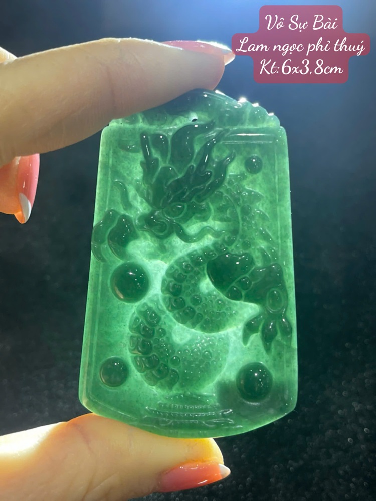 Vô Sự Bài Lam Ngọc Phỉ Thuý 6x3,8cm