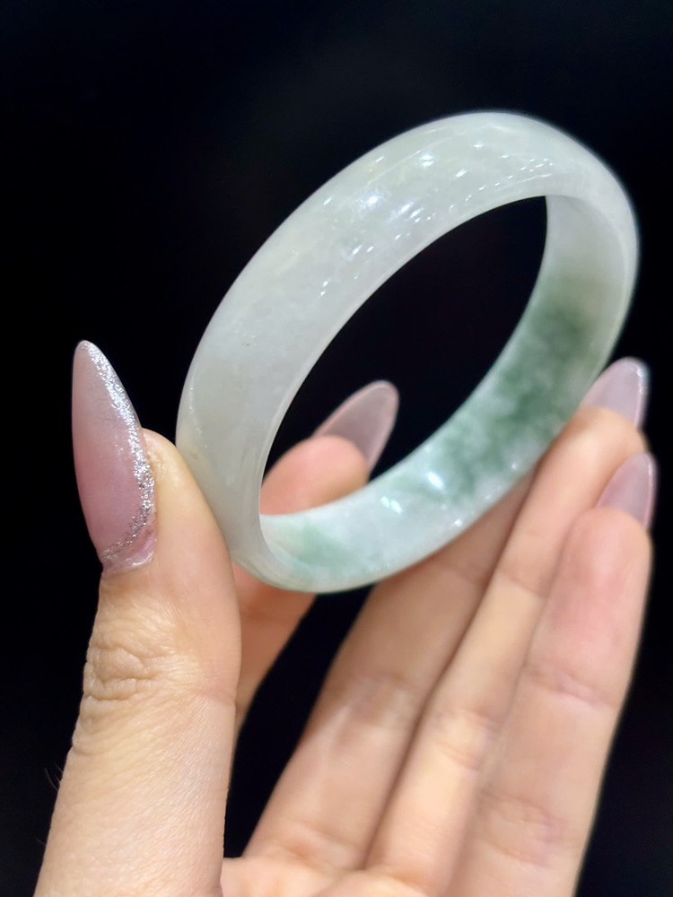 Vòng Bản Hẹ Ngọc Phỉ Thuý 52.65mm (Kèm GKĐ)