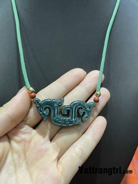 Vòng cổ ngọc bích kí tự cổ 48mm