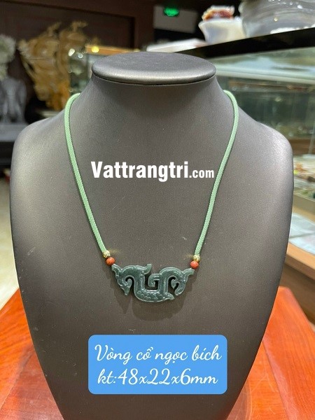 Vòng cổ ngọc bích kí tự cổ 48mm