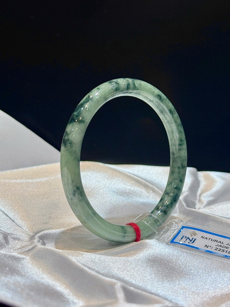 Vòng Liền Bản Đũa Ngọc Phỉ Thuý 55.93mm (Kèm giấy kiểm định)