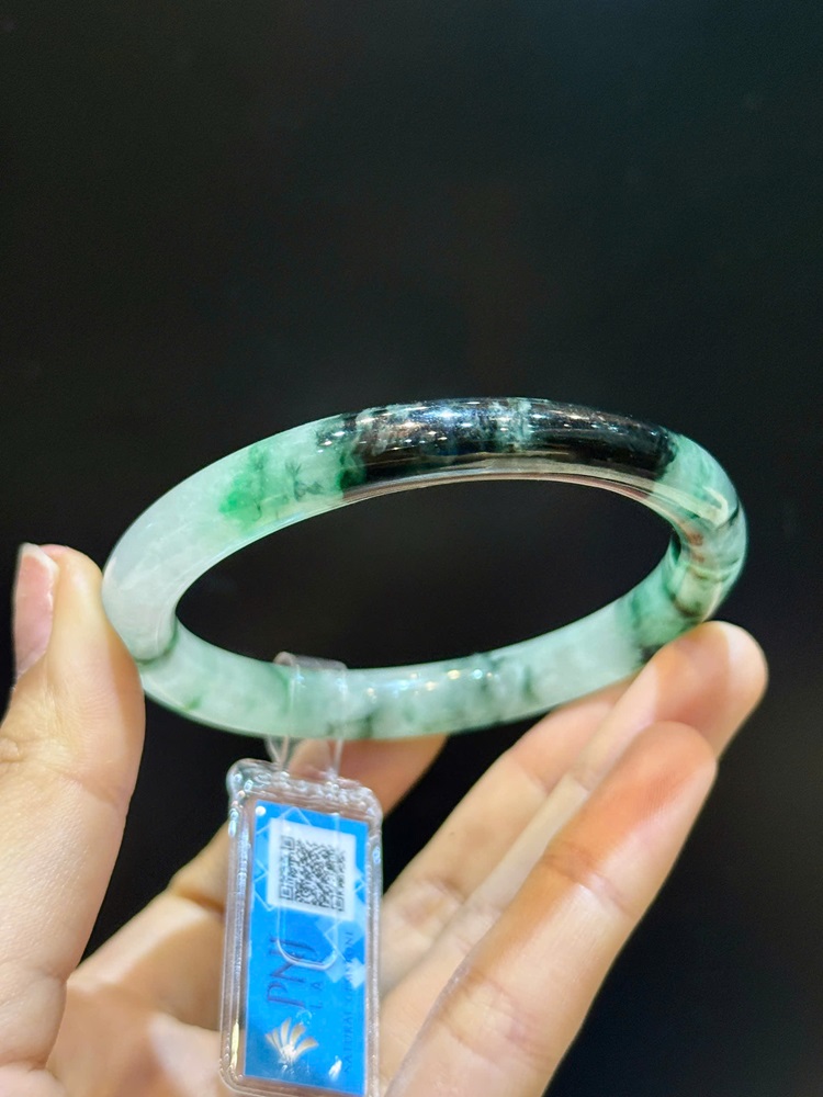 Vòng Liền Bản Đũa Ngọc Phỉ Thuý 58.30mm (Giấy kiểm định PNJ)