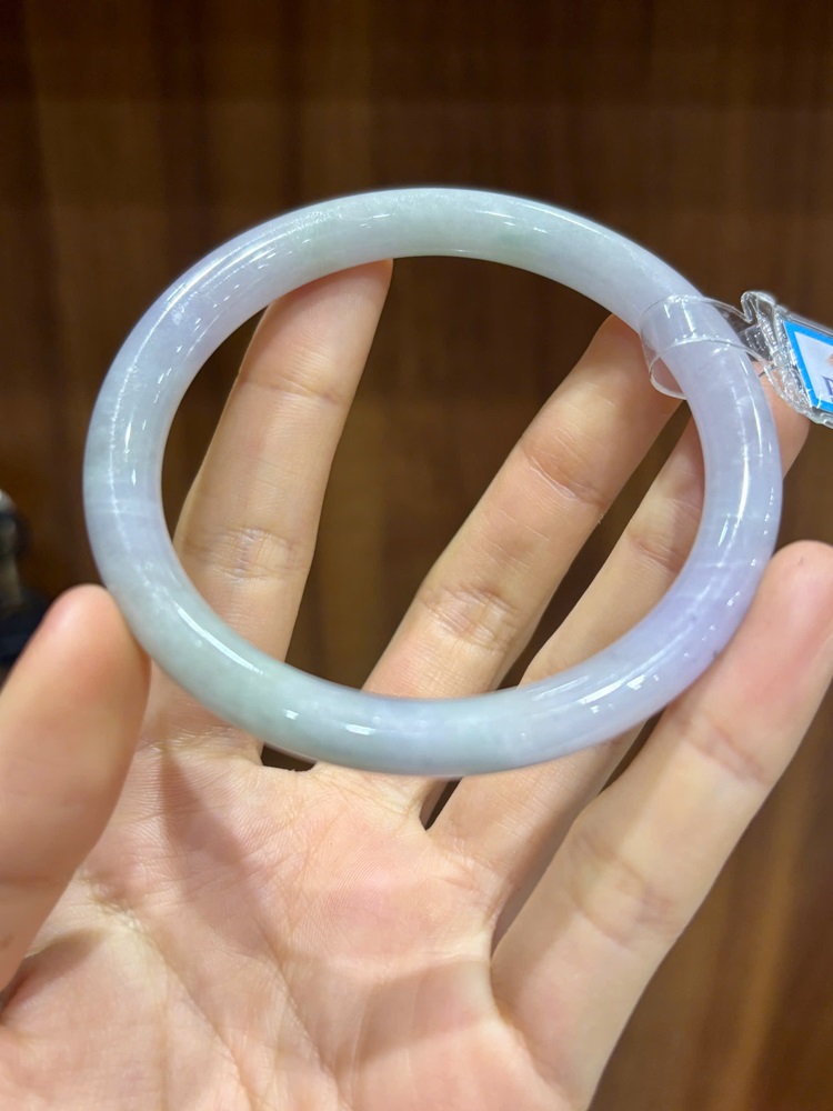 Vòng Liền Bản Đũa Ngọc Phỉ Thuý 60.19mm (Kèm KĐ PNJ)