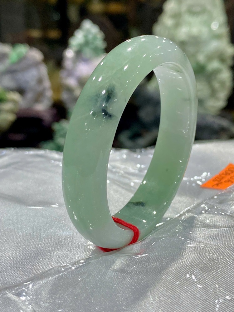 Vòng Liền Bản Hẹ Ngọc Phỉ Thuý 50.6mm (Kèm Giấy Kiểm Định)