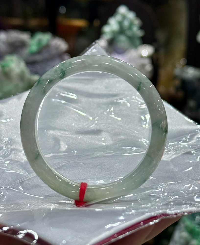 Vòng Liền Bản Hẹ Ngọc Phỉ Thuý 54.5mm (Kèm Giấy Kiểm Định)