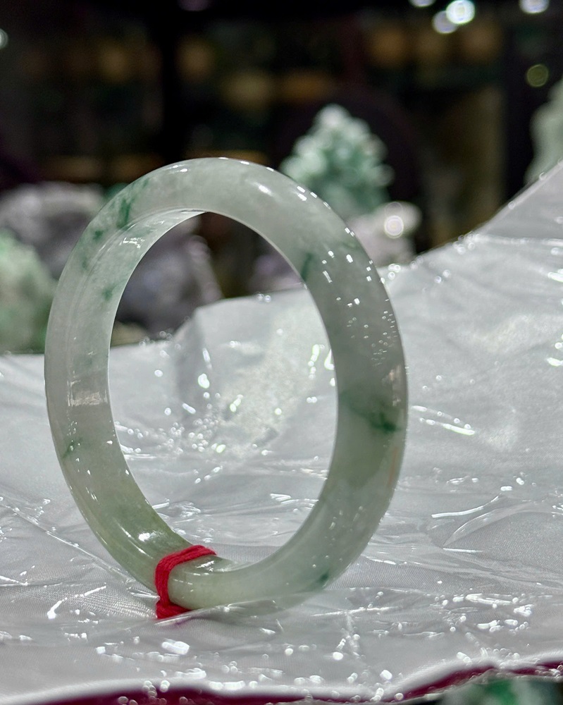 Vòng Liền Bản Hẹ Ngọc Phỉ Thuý 54.5mm (Kèm Giấy Kiểm Định)