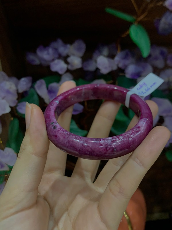 Vòng liền bản hẹ ngọc Ruby 51,66mm