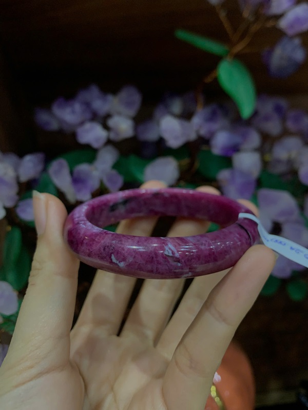 Vòng liền bản hẹ ngọc Ruby 51,66mm