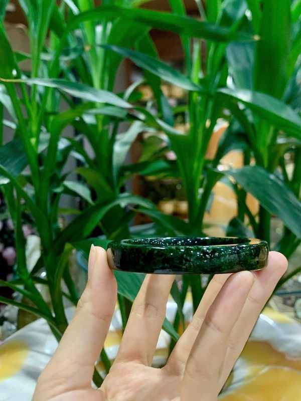 Vòng Liền Bản Hẹ Ngọc Sơn Thuỷ 54,61mm