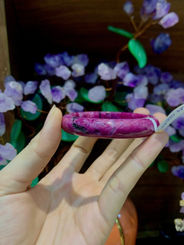 Vòng liền bản hẹ ngọc Ruby 49,96mm