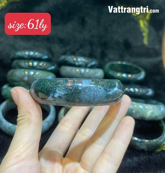 Vòng liền ngọc mã não xanh rêu