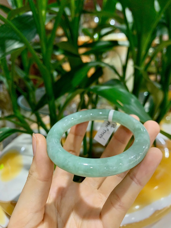 Vòng liền ngọc phỉ thuý 52,6ly