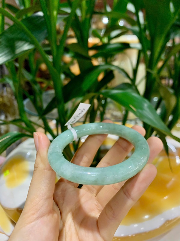 Vòng liền ngọc phỉ thuý 52,6ly
