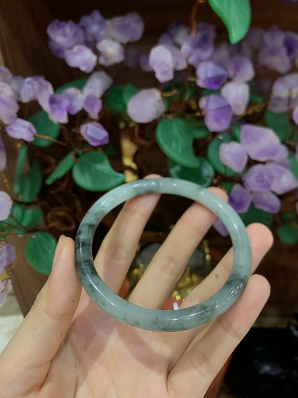 Vòng liền ngọc phỉ thuý 60,21ly (kèm giấy kiểm đinh PNJ)