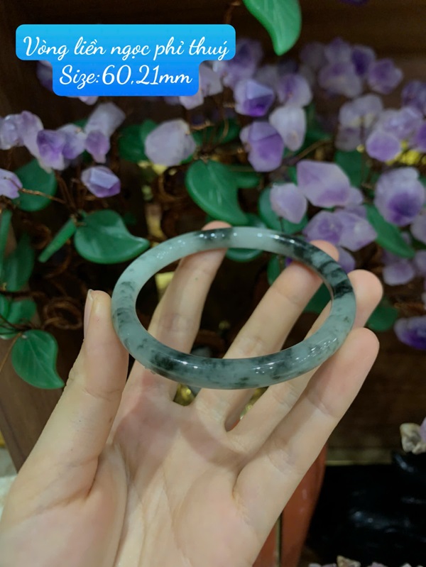Vòng liền ngọc phỉ thuý 60,21ly (kèm giấy kiểm đinh PNJ)