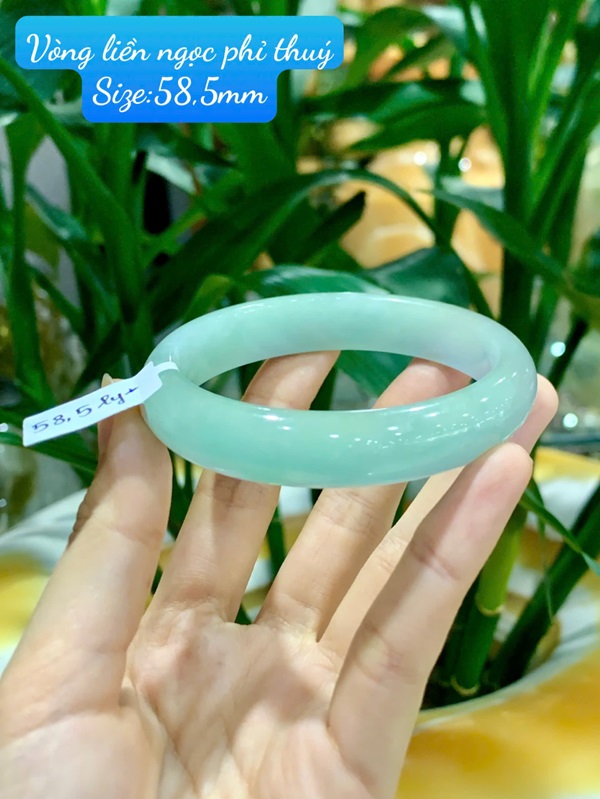 Vòng liền ngọc phỉ thuý bình an 58,5mm