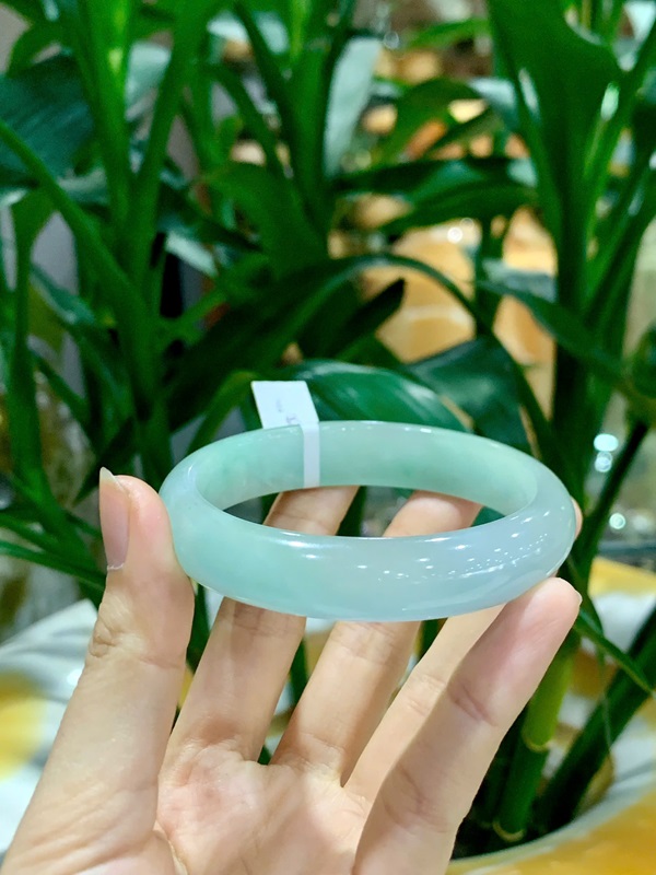 Vòng liền ngọc phỉ thuý bình an 58,5mm