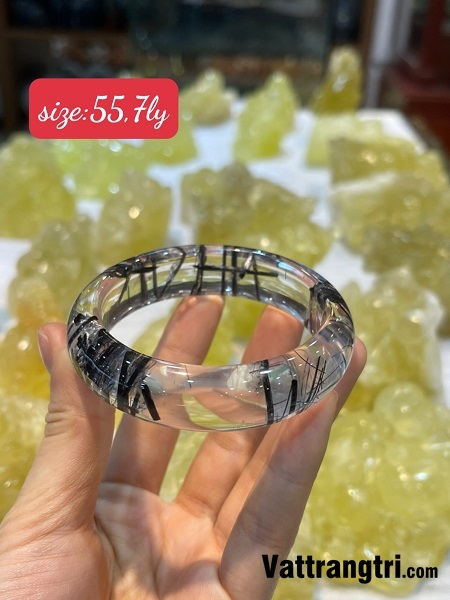 Vòng liền thạch anh tóc đen vip