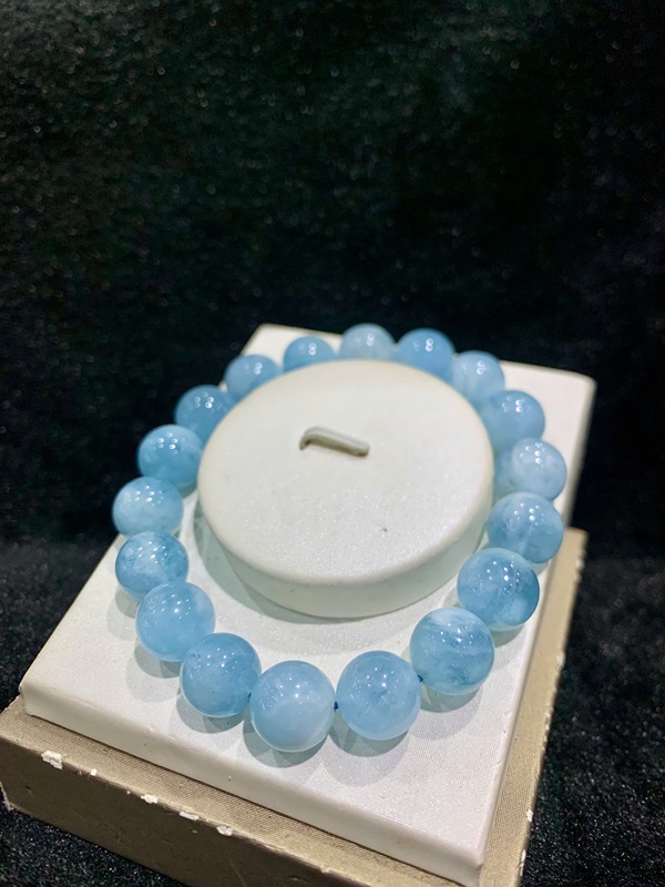 Vòng tay Aquamarine ngọc xanh biển 12ly