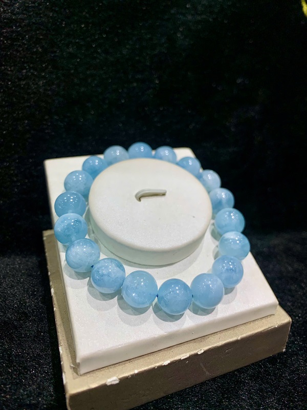 Vòng tay Aquamarine ngọc xanh biển 12ly