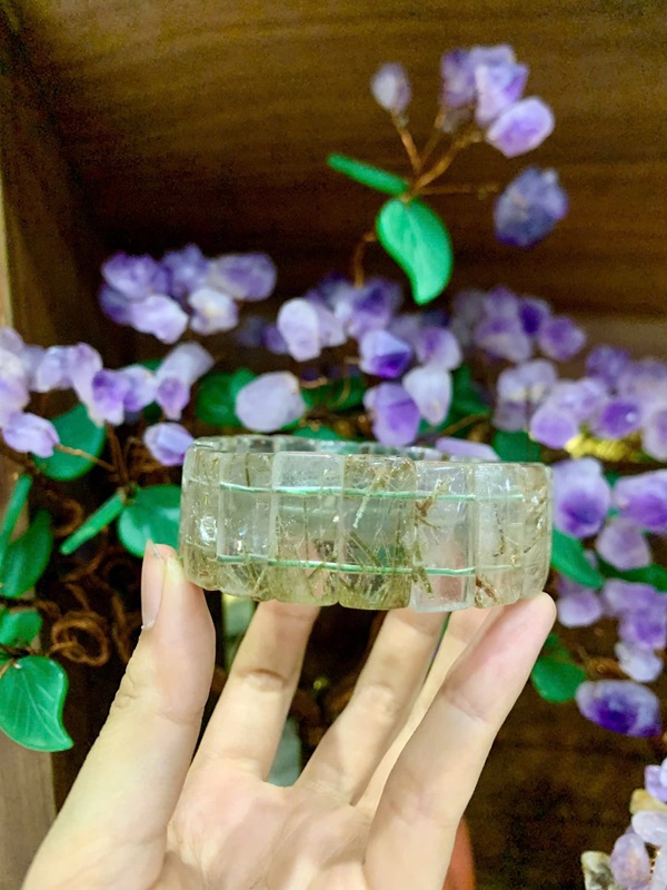 Vòng tay bản khúc thạch anh tóc xanh rêu 23mm