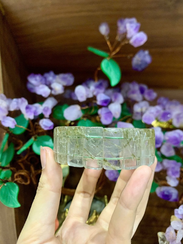 Vòng tay bản khúc thạch anh tóc xanh rêu 23mm