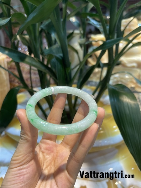 Vòng tay bản liền ngọc sơn thuỷ 56.7mm