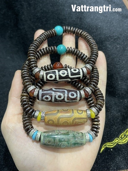 Vòng tay đá dzj Tây tạng - Mang bình an tài lộc