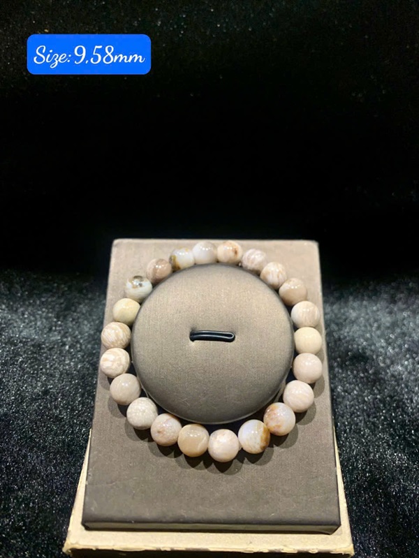 Vòng tay gỗ hoá ngọc đủ Size 8-18ly