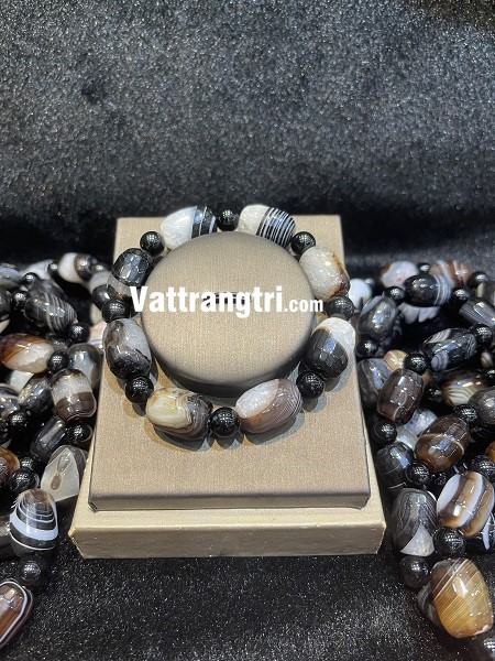 Vòng tay đá mã não vân mix 12ly