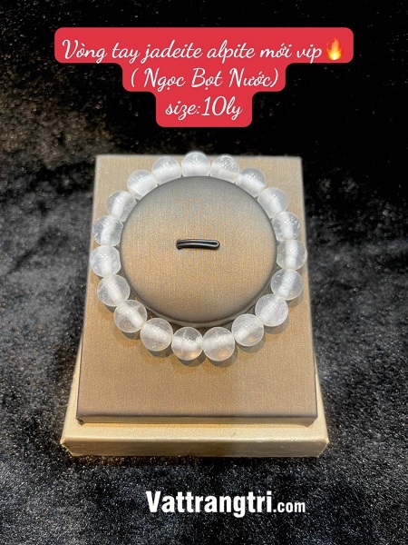 Vòng tay ngọc bọt nước jadeite albite 10ly