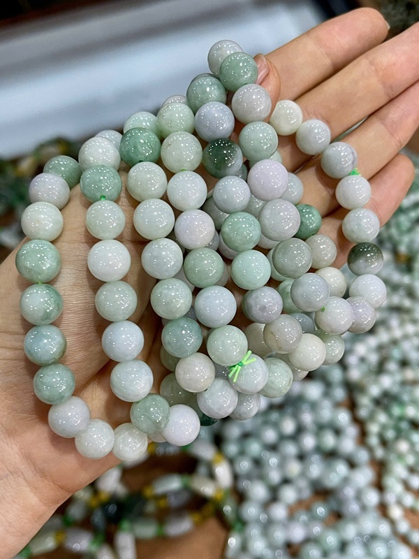 Vòng Tay Ngọc Phỉ Thuý 10Ly