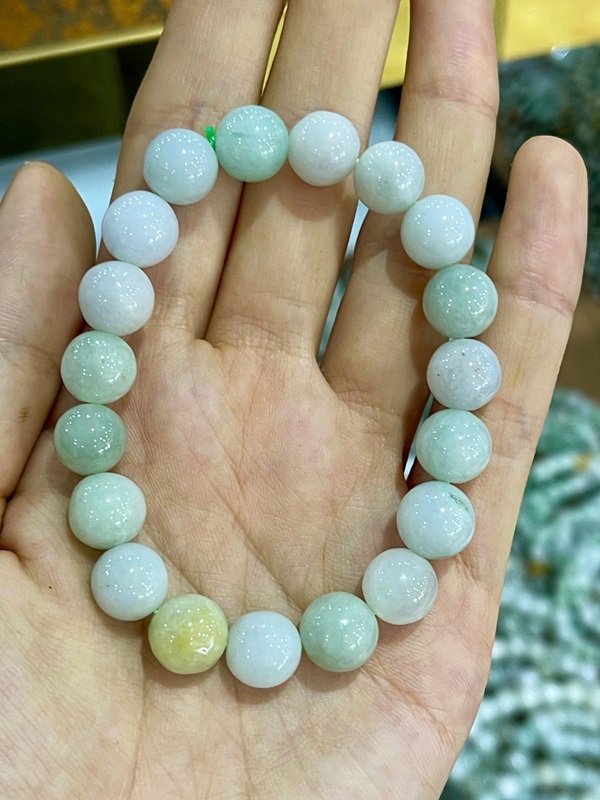 Vòng Tay Ngọc Phỉ Thuý 10Ly