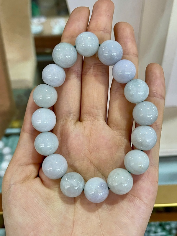 Vòng Tay Ngọc Phỉ Thuý 13Ly