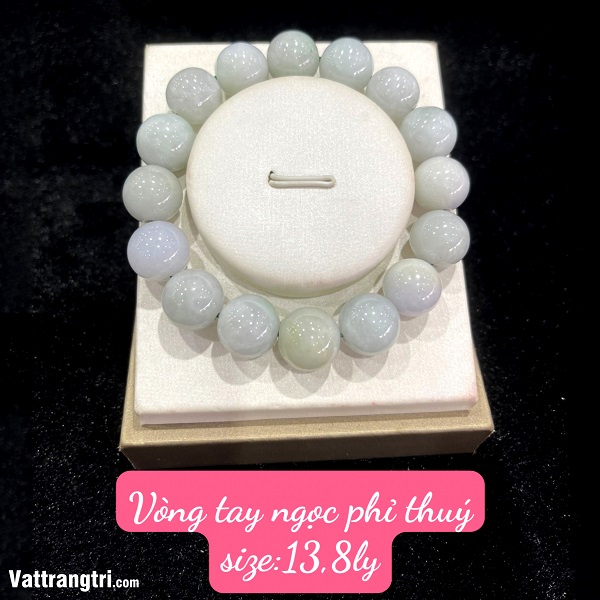 Vòng tay ngọc phỉ thuý 13.8ly