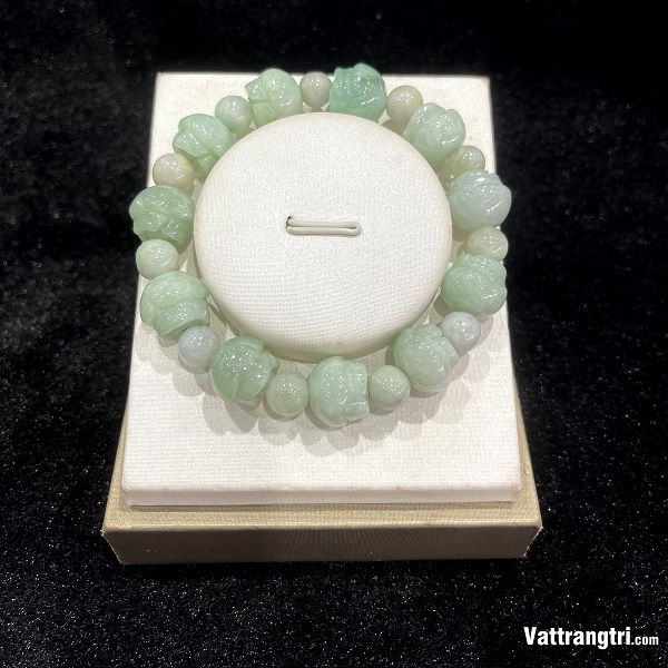 Vòng tay phỉ thuý hoa sen mix 8-13,6ly