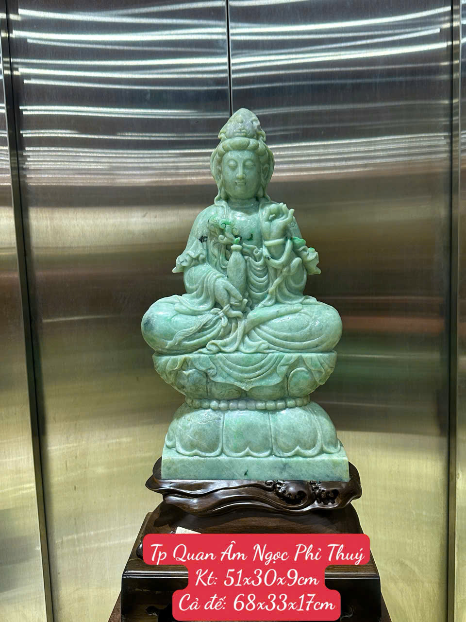 Phật Quan Âm Ngọc Phỉ Thuý (Kèm giấy kiểm đinh)