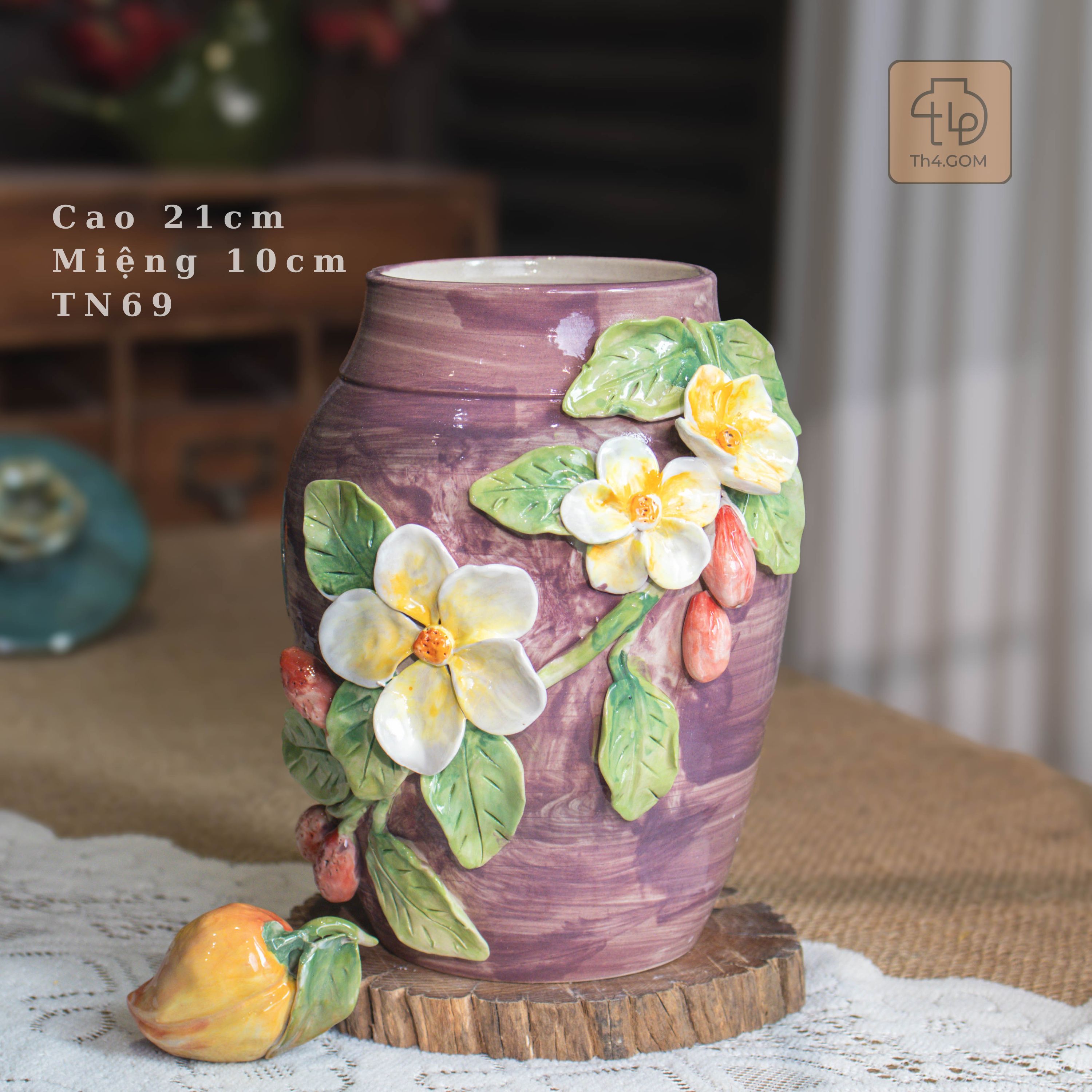 Bình Đắp Hoa Vuốt Tay Độc Bản - TN69