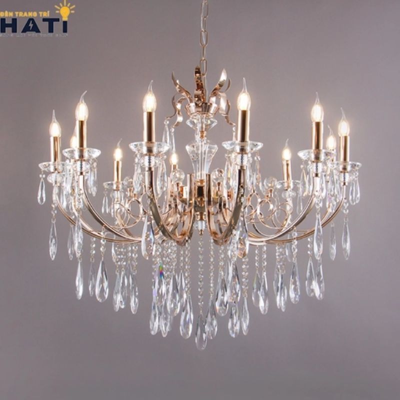 Đèn chùm pha lê phòng khách - Điểm nhấn nổi bật không gian