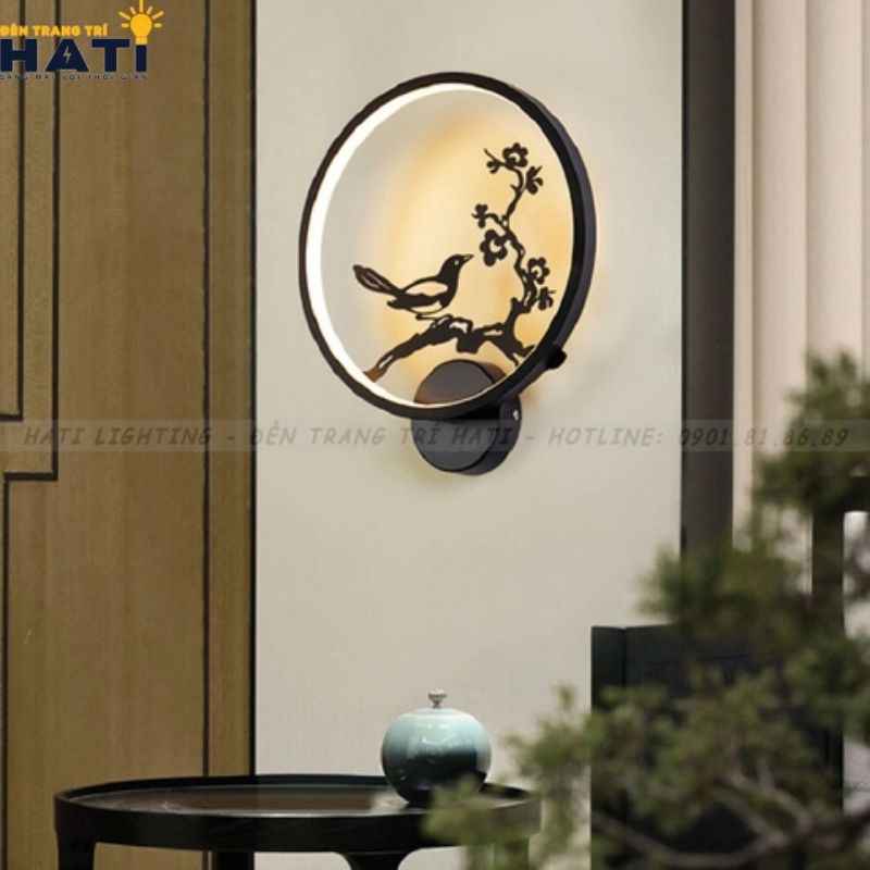 Chi tiết kết cấu thân đèn hợp kim cao cấp và dải LED hắt sáng đều màu