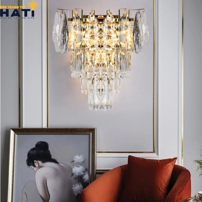 Mẫu đèn tường pha lê cao cấp gắn tường phòng khách tạo điểm nhấn sang trọng
