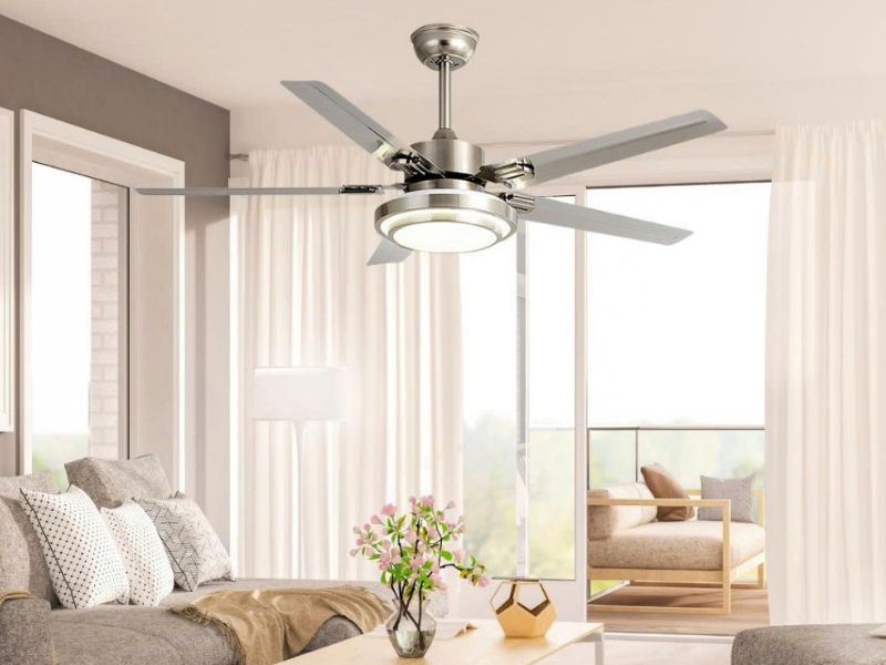 Khoảng cách và chiều cao tiêu chuẩn khi lắp đặt quạt trần có đèn an toàn