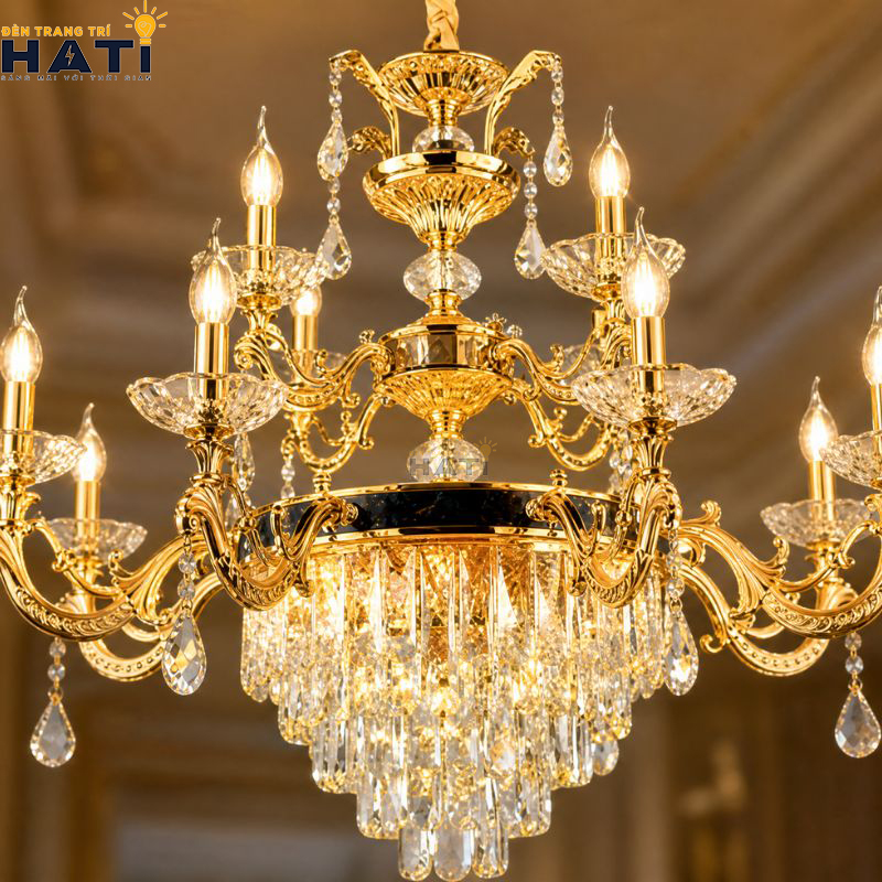 Chi tiết nắp bát ốp trần hoa văn chạm khắc phong cách Baroque cổ điển của Đèn chùm Lligent 8+4 bóng đúc hợp kim chắc chắn