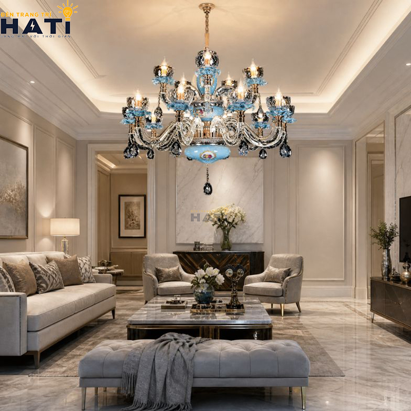 Cận cảnh chao hoa thủy tinh mờ gia nhiệt mẫu đèn chùm tân cổ điển Slister 8605 15 tay hướng luồng sáng gián tiếp lên trần thạch cao bảo vệ thị lực