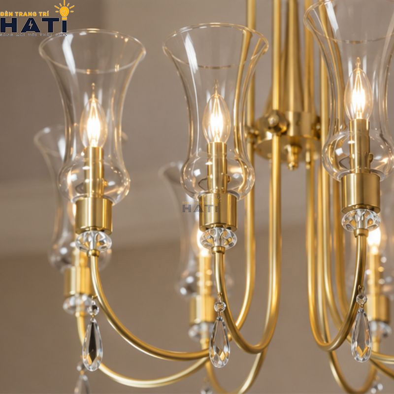 Chi tiết tay uốn cong và ngàm ren cơ khí của đèn chùm Lligent 8 bóng