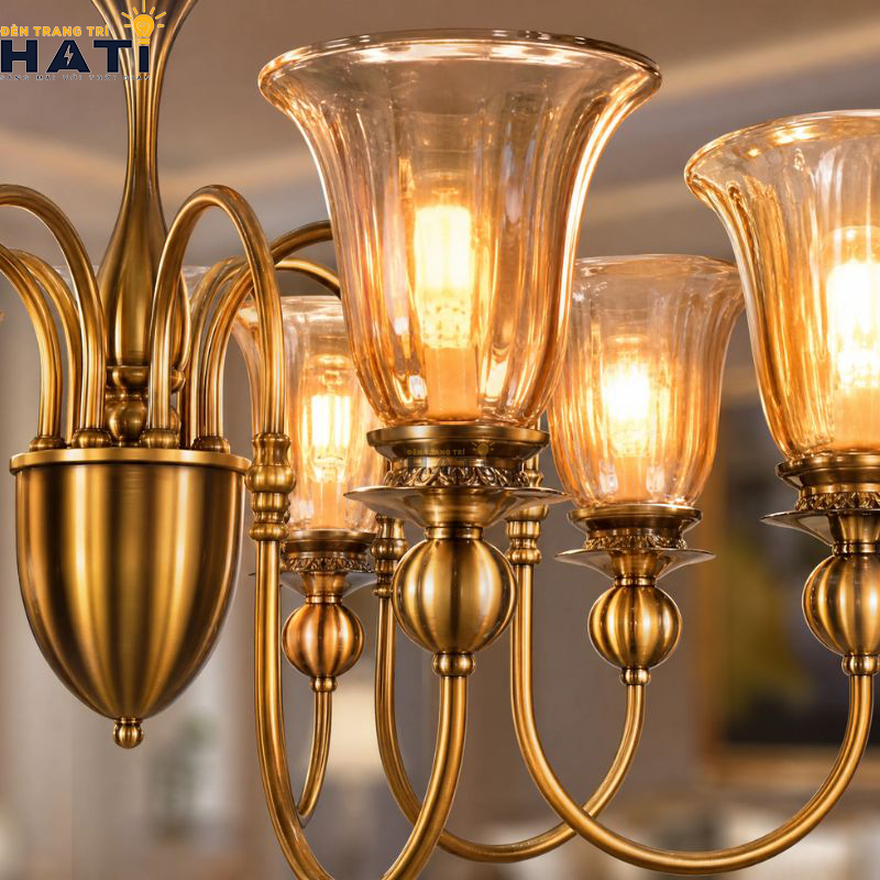 Khớp nối ngàm ren cơ khí CNC và tay uốn lượn đèn chùm tân cổ điển Luminai giữ độ cân bằng tĩnh vững chãi tuyệt đối cho toàn bộ giàn đèn