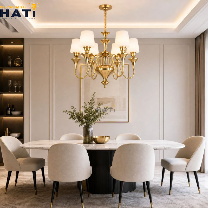 Cận cảnh chao hoa thủy tinh mờ gia nhiệt phiên bản Đèn chùm tân cổ điển Respon 6 bóng chuẩn đui xoay E27 giúp làm mềm quang thông và triệt tiêu góc chói lóa trực diện