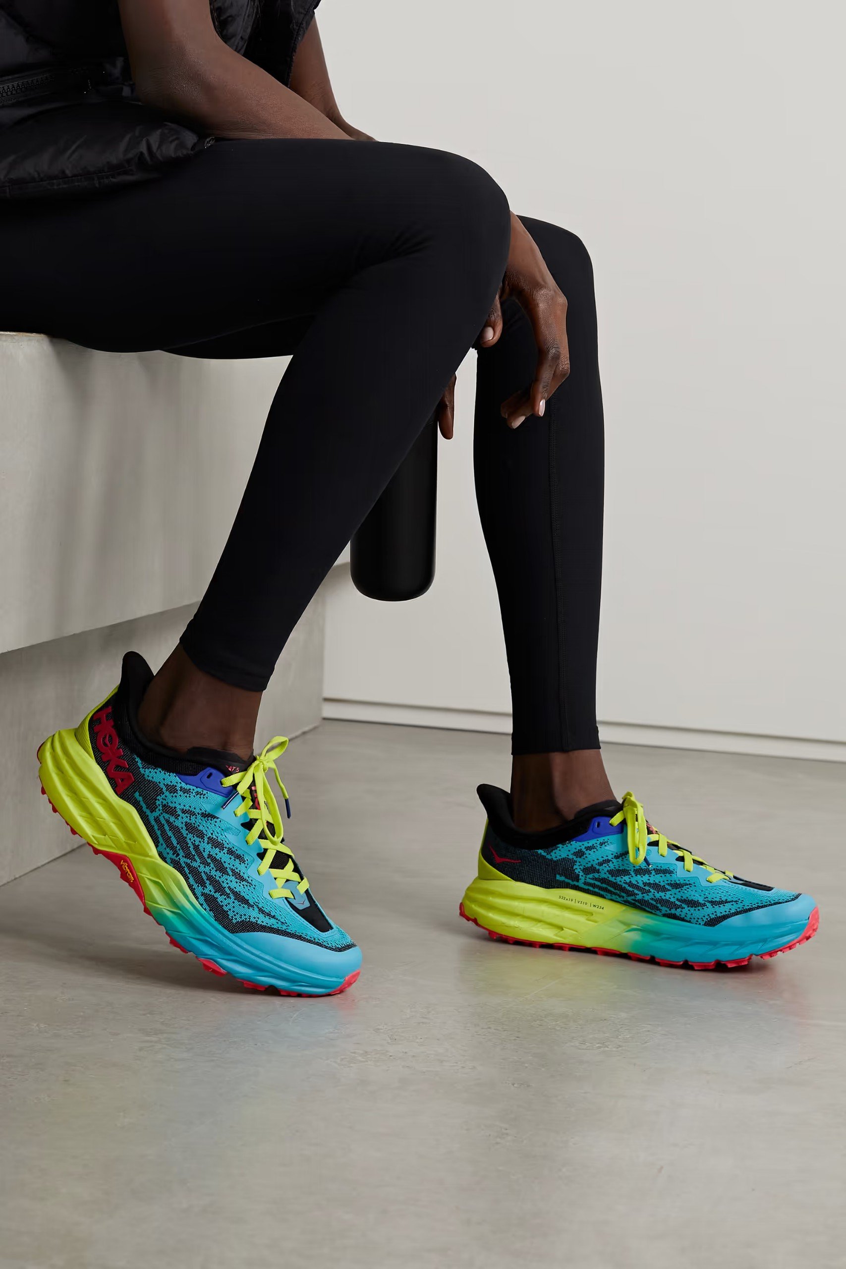 hoka speed goat mid